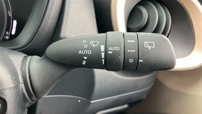 Toyota Aygo X 1.0 VVT-i Edge 5dr Auto Petrol Hatchback